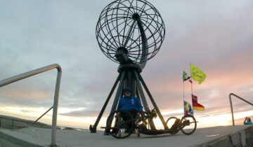 Maurizio Antonini ce l’ha fatta: l’arrivo in handbike a Capo Nord è da star