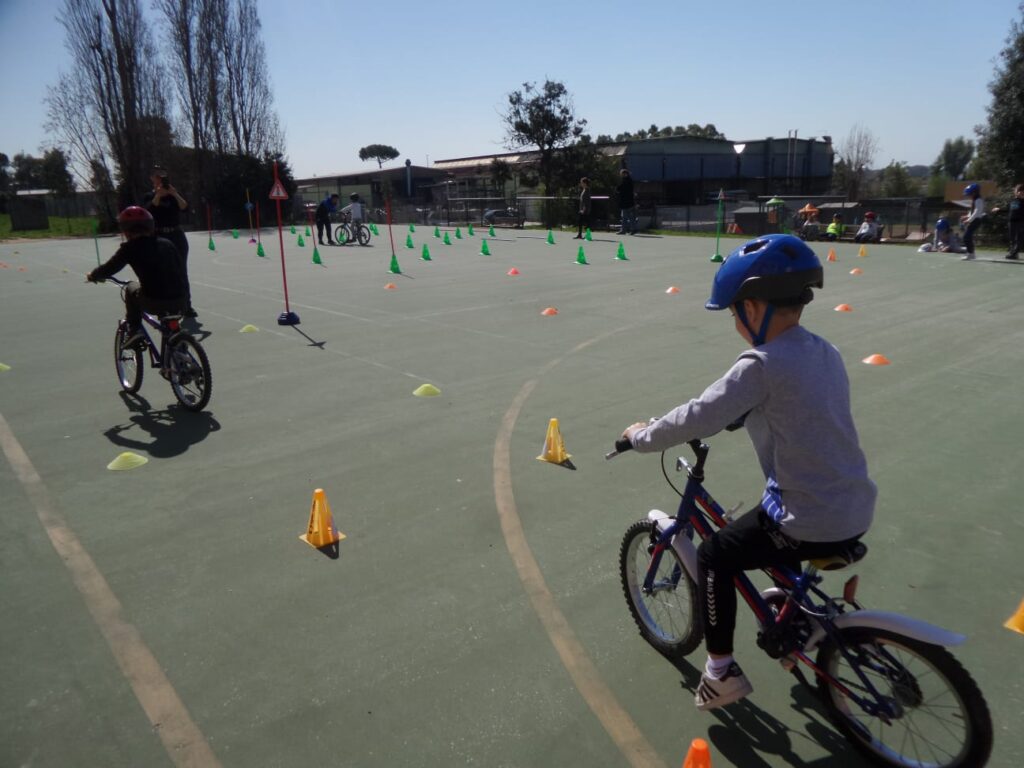 Riaprono le scuole, torna SICURI IN BICICLETTA!