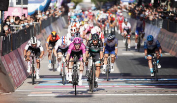 Giro d’Italia: Démare cala il tris