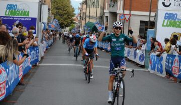 Giro della Lunigiana – Lenny Martinez non lascia scampo