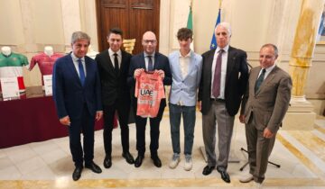 Le maglie del ciclismo in mostra alla Camera dei Deputati