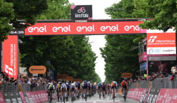 Giro d’Italia – Merlier di un soffio su Milan